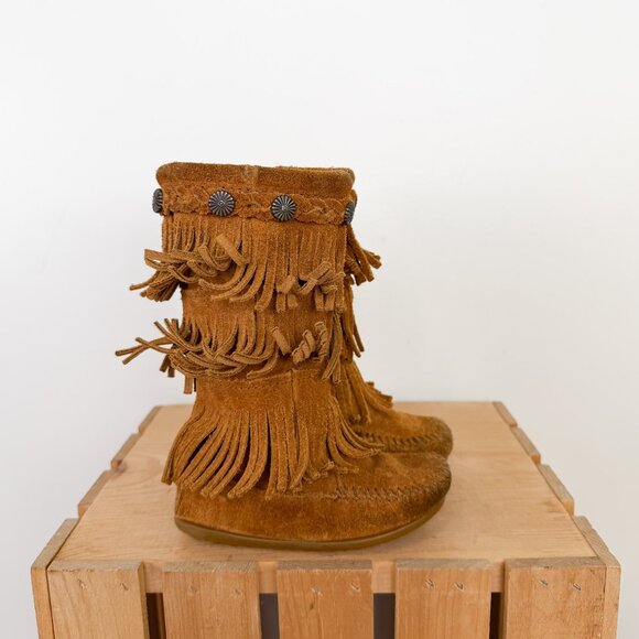 Vintage Minnetonka y2k Tall Tiered Fringed Moccasin Boots Kids Toddler Size 7 - Picture 2 of 8